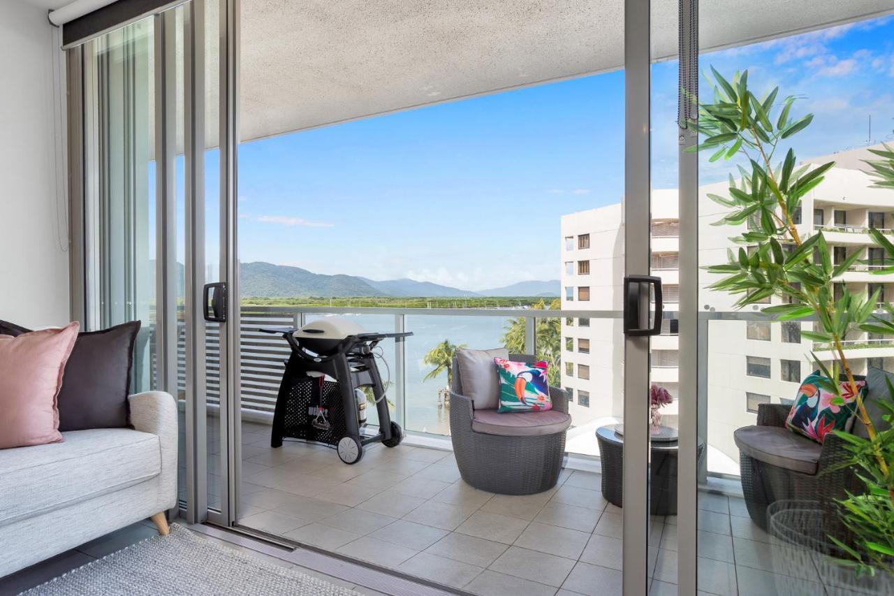 2Br Stylish Getaway @ Harbour Lights Cairns Apartment Exterior photo